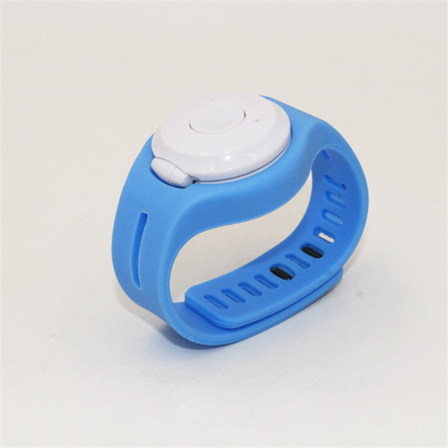 Portable Watch Speaker Bluetooth Speaker