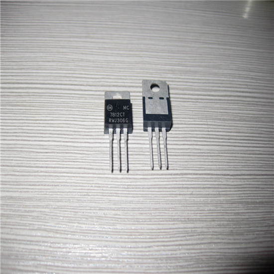 POSITIVE VOLTAGE REGULATORS 7812CT TO-220 MC7812CT 1A 12V